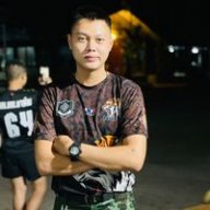งูจงอางอยู่ในห้องน้ำ